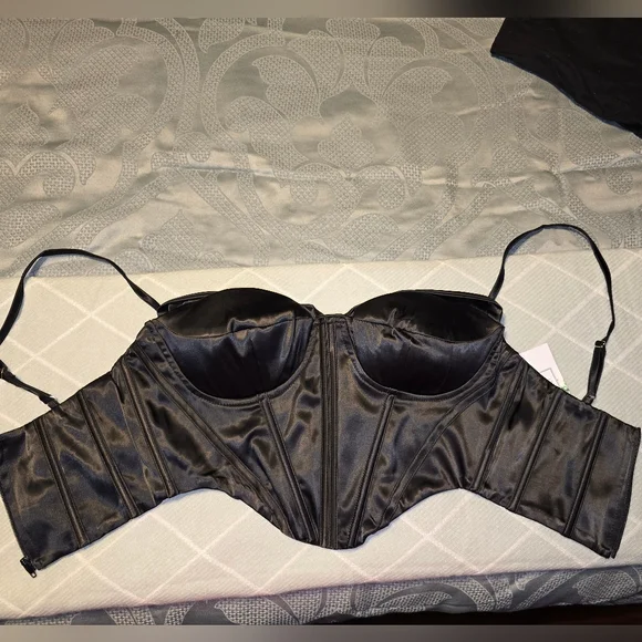 Women’s satin cowl neck spaghetti strap bustier corset crop top - Picture 4 of 5